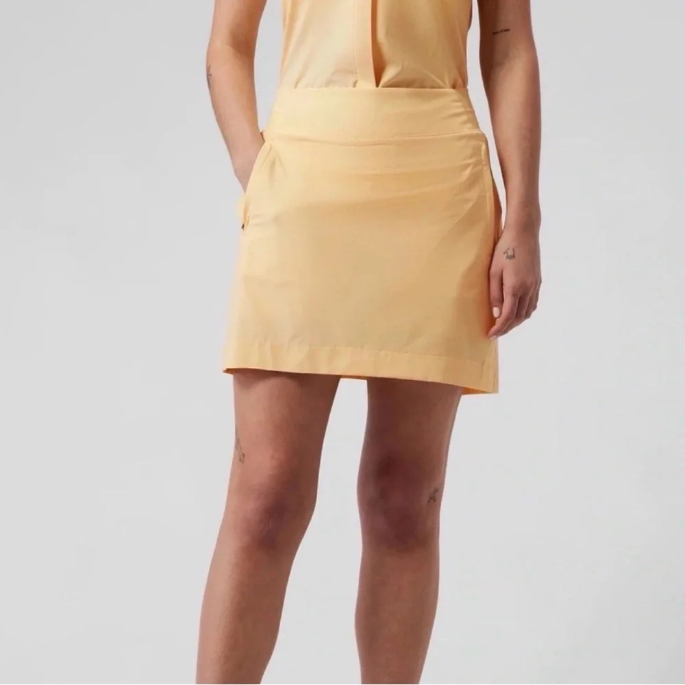 Athleta Brooklyn 16